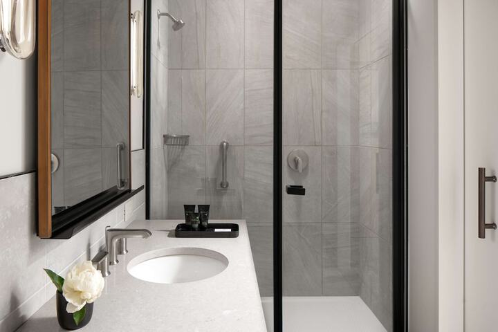 Bathroom shower