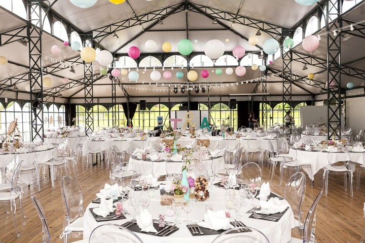 Ballroom/Hall 19 of 19