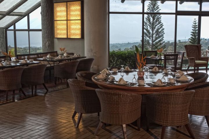 Dining 126 of 169