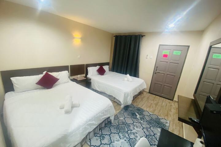 Room 4 of 22