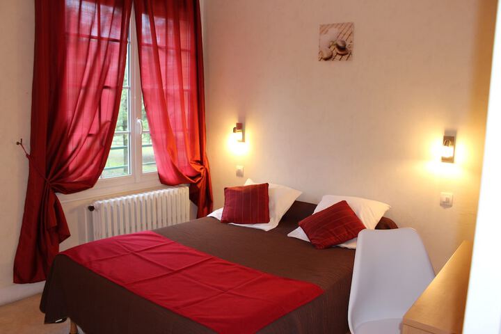 Room 10 of 44