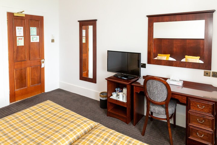 Room 56 of 116
