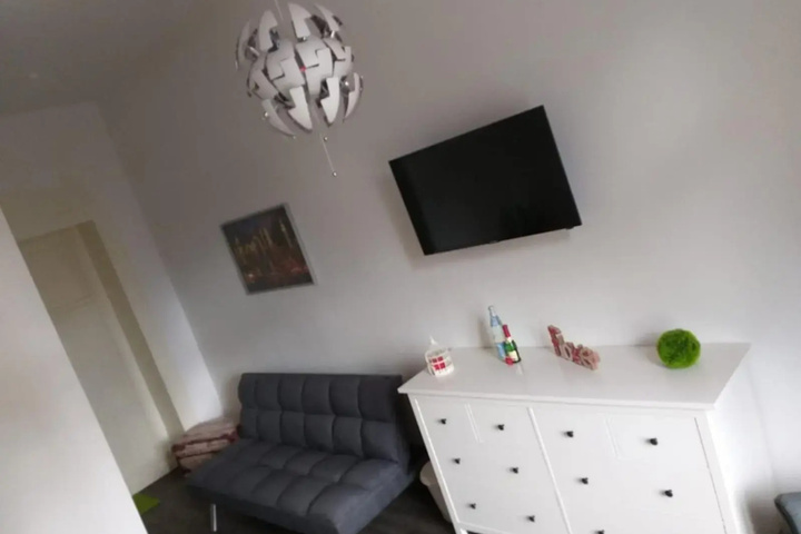 Room 3 of 14