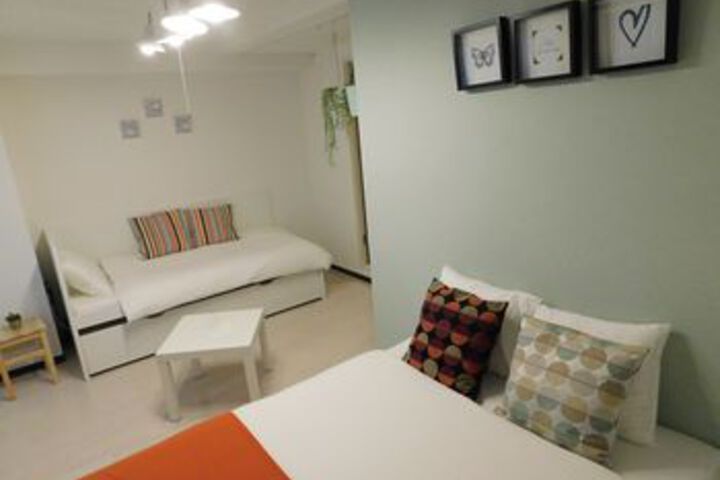 Room 28 of 89
