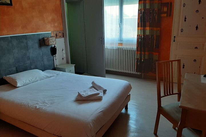Room 16 of 46