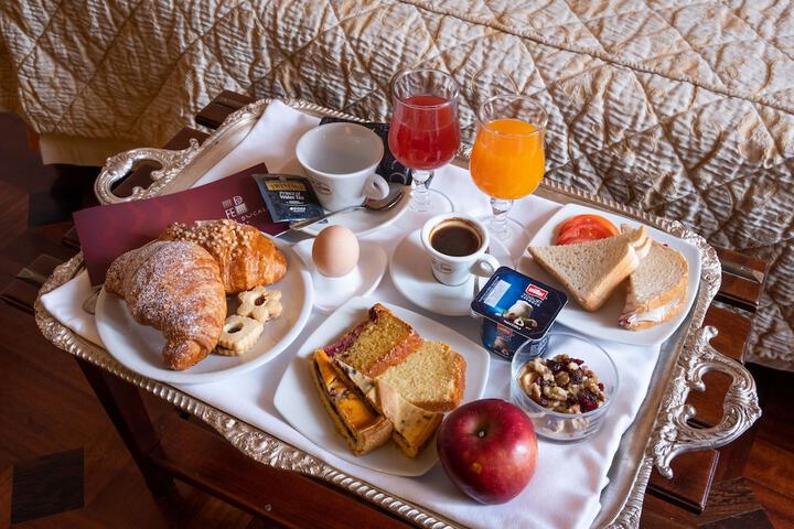 Breakfast/Coffee Service 41 of 76