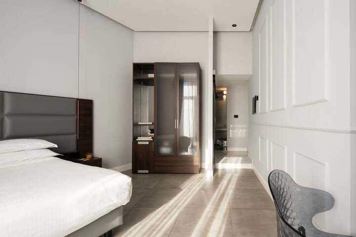 Room 17 of 55