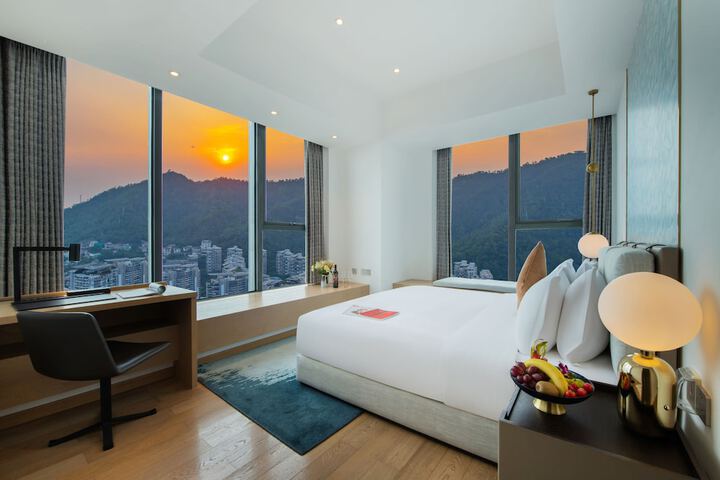 Room 20 of 84