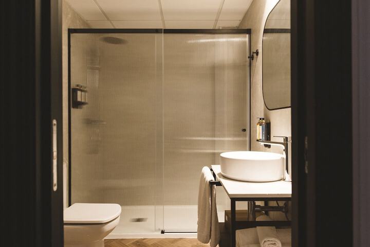 Room 55 of 75