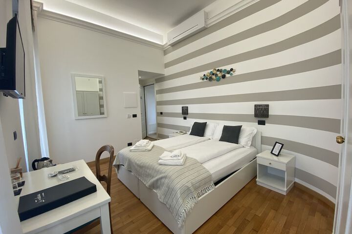 Room 26 of 129