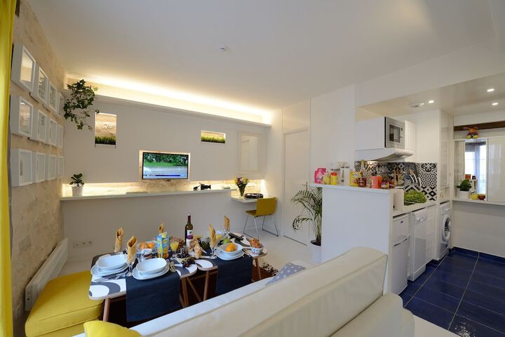 Room 420 of 648