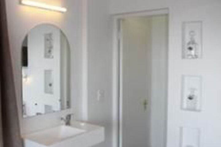 Room 4 of 45