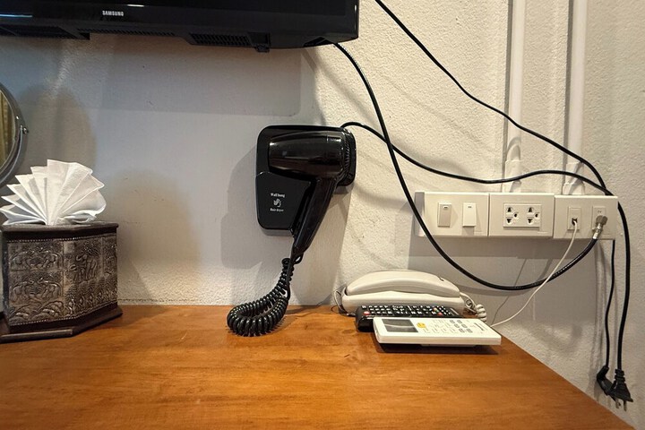 Room 25 of 115