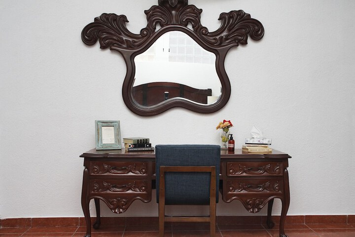 Room 10 of 22
