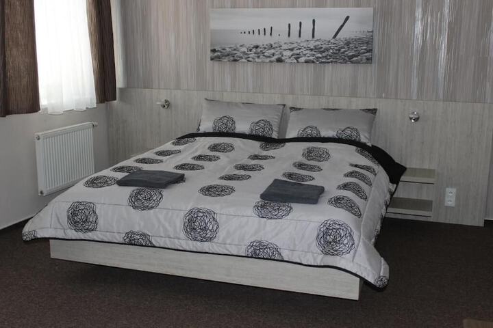 Room 20 of 35