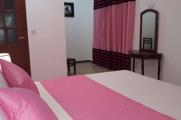 Room 10 of 44