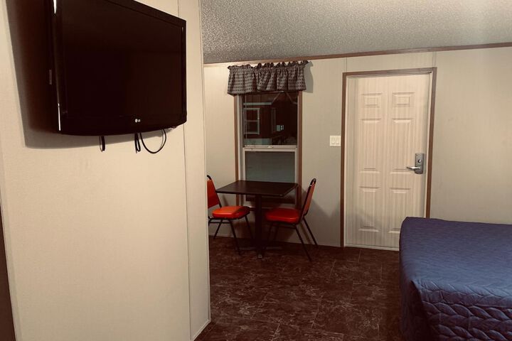 Room 7 of 23