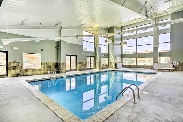 Pool 11 of 29
