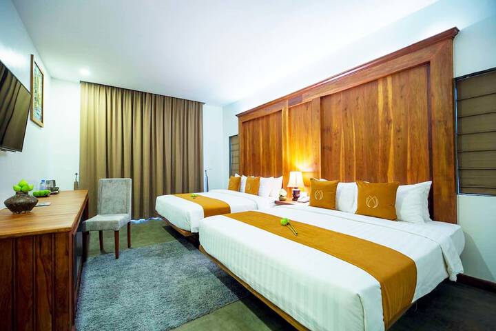 Room 4 of 52