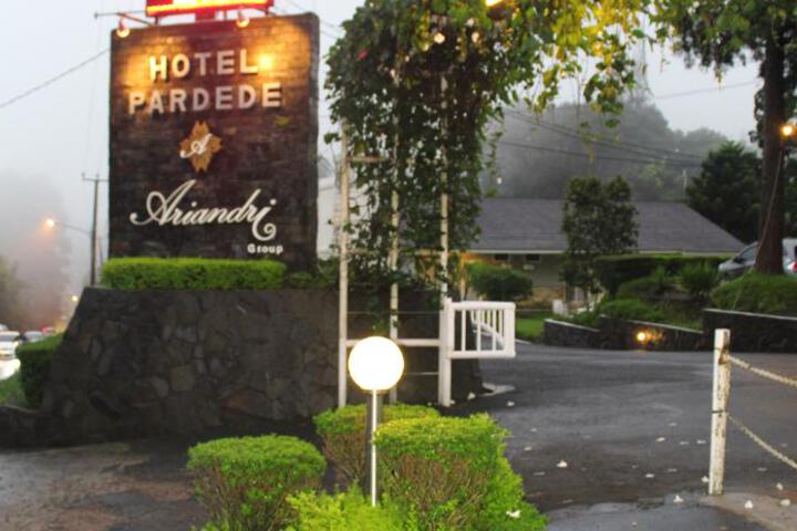 Hotel 5 of 42