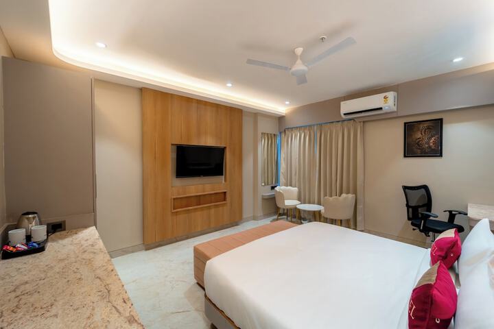 Room 28 of 57
