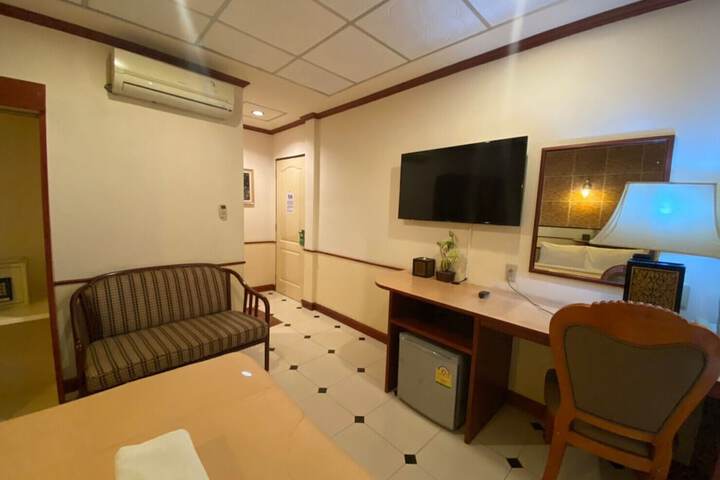 Room 17 of 54