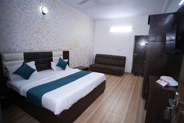 Room 21 of 43