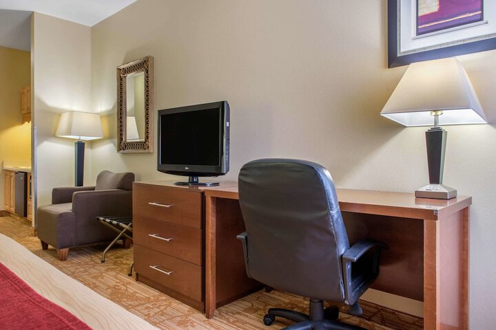 Room 5 of 36