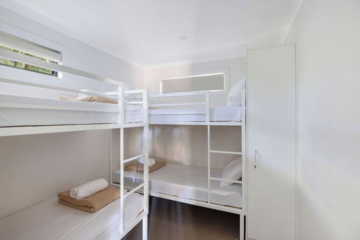 Room 21 of 97