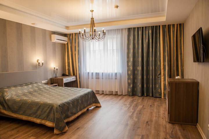 Room 2 of 14