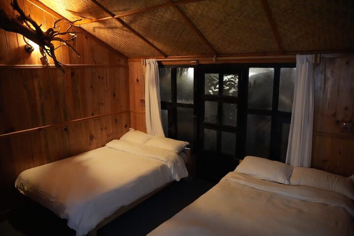 Room 2 of 13