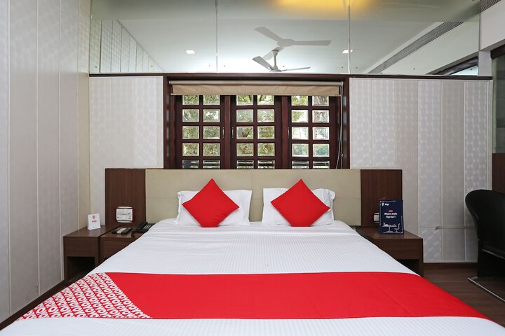 Room 14 of 22