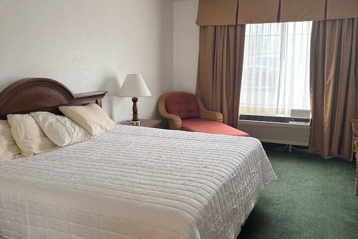 Room 14 of 42