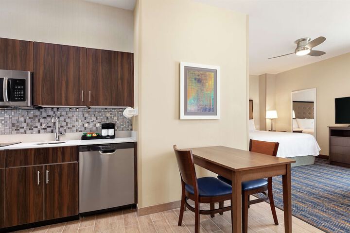 Room 8 of 36