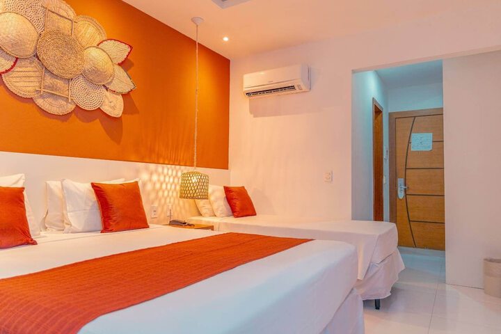 Room 26 of 103