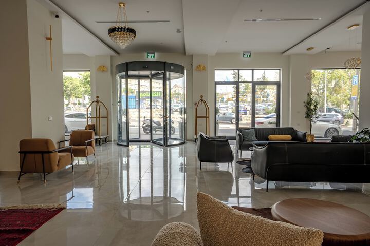 Hotel Interior 4 of 52