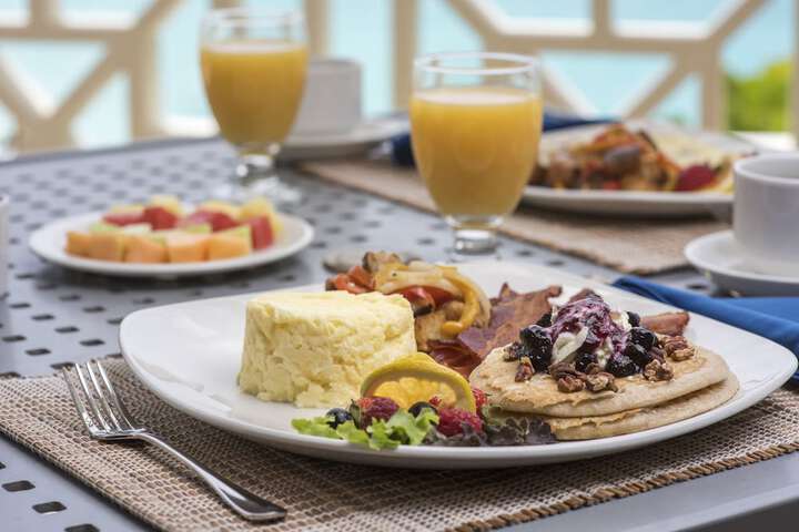 Breakfast/Coffee Service 90 of 104