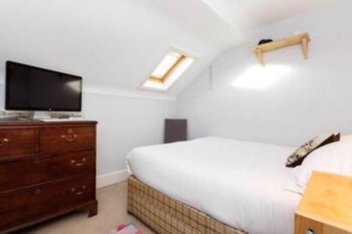 Room 21 of 24
