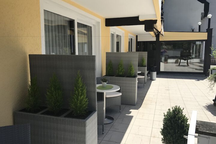 Terrace/Patio 47 of 82