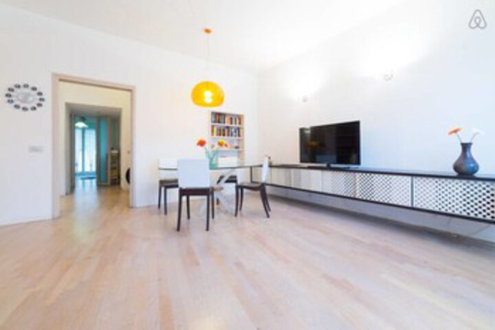 Room 9 of 21