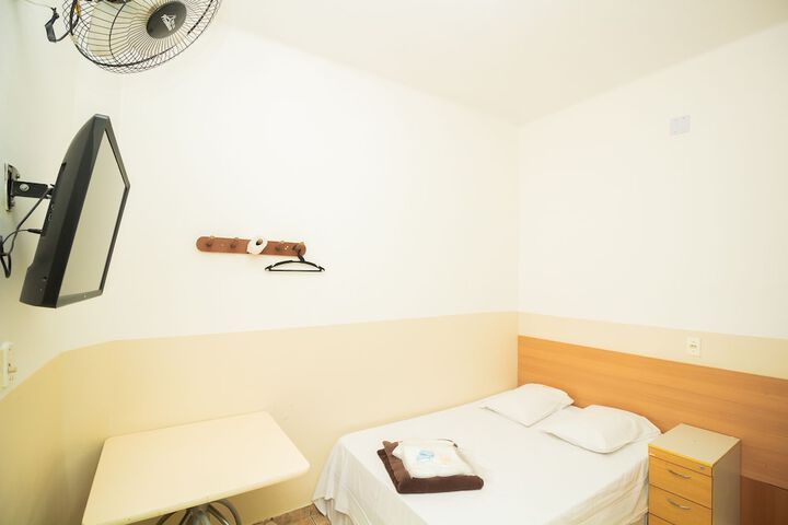 Room 62 of 107