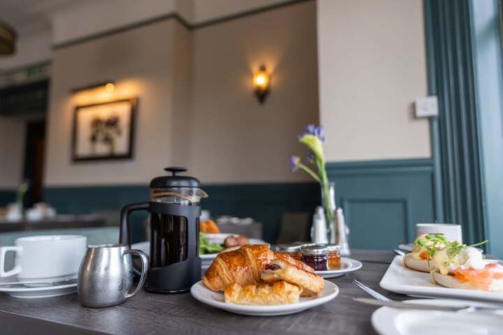 Breakfast/Coffee Service 179 of 256