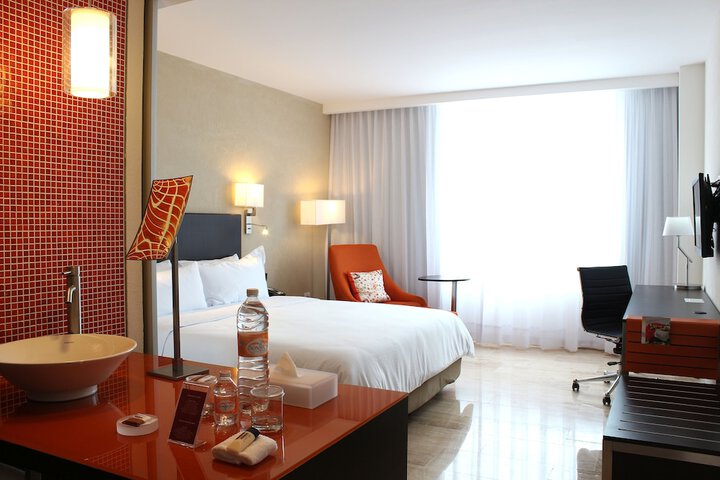 Room 5 of 52