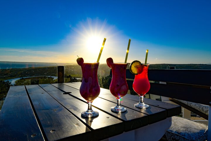 Breakfast/Coffee Service 102 of 142