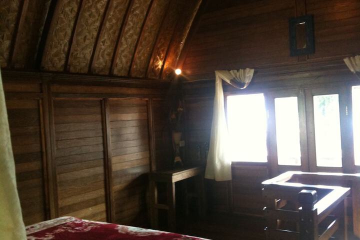 Room 5 of 30