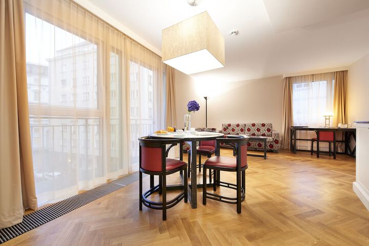 Room 20 of 63