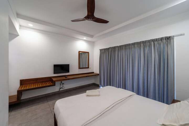 Room 48 of 72