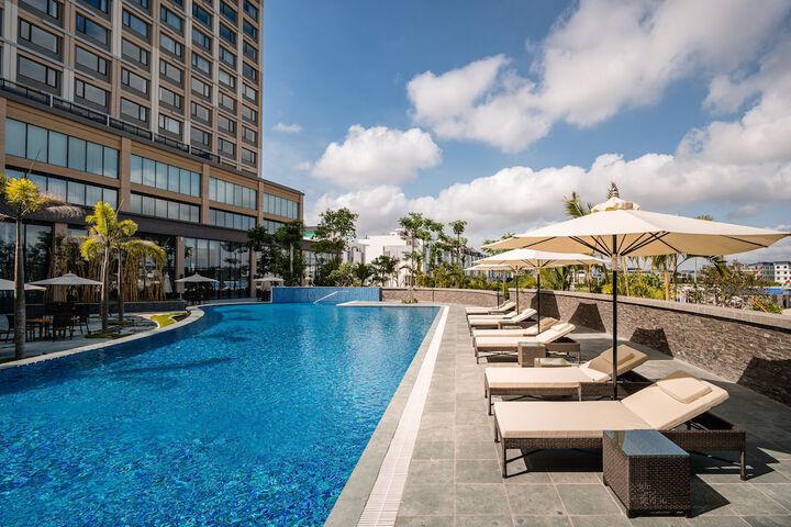 Pool 54 of 139