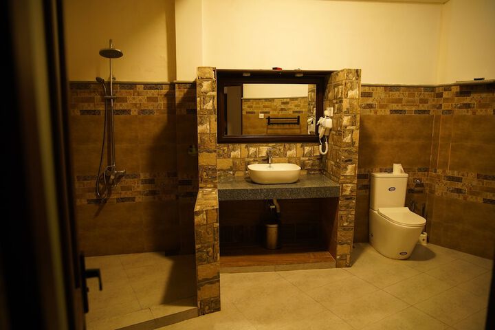 Room 30 of 59