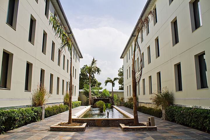 Hotel Exterior 60 of 60